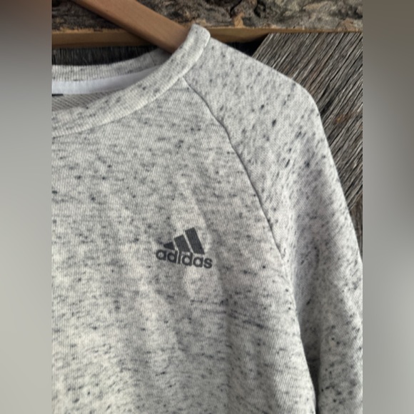 *sold* Adidas Cropped Sweater - Picture 2 of 6